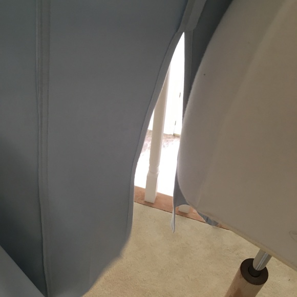 Open sided long modern overlay - Picture 5 of 8